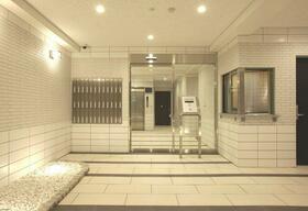 15/20 エントランス