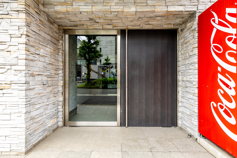 2/2 エントランス