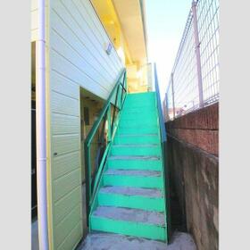 15/16 エントランス