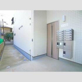 15/15 エントランス