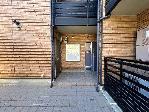 2/3 エントランス