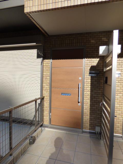 2/2 エントランス