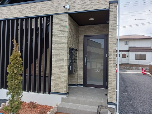 13/20 エントランス