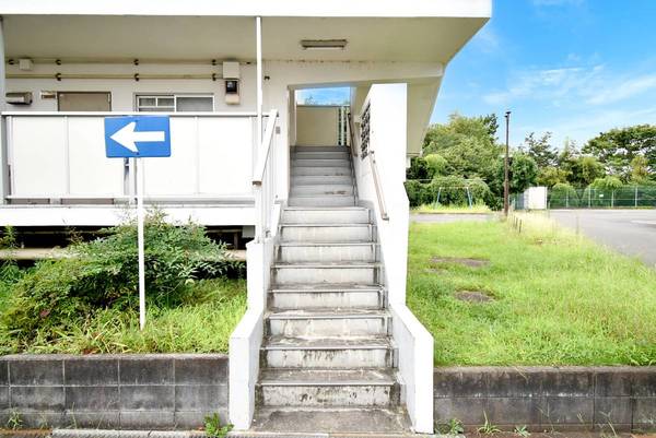 2/3 エントランス