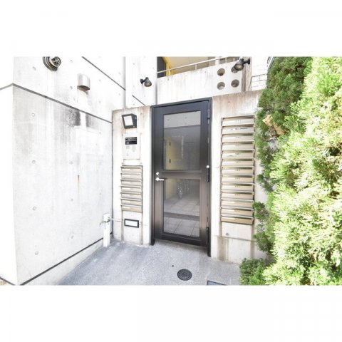 21/21 エントランス