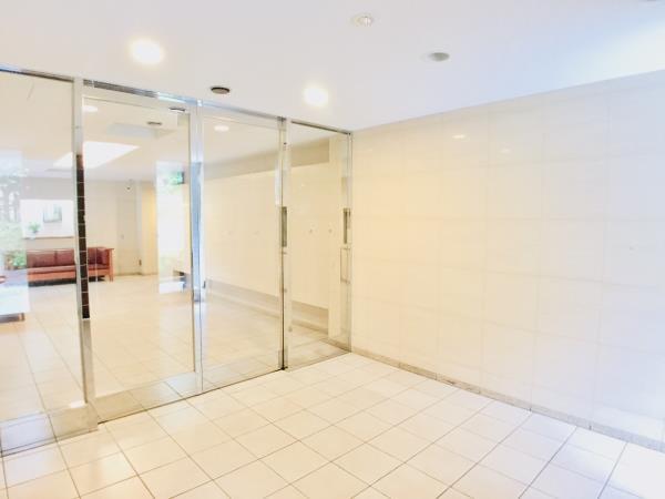 2/10 エントランス