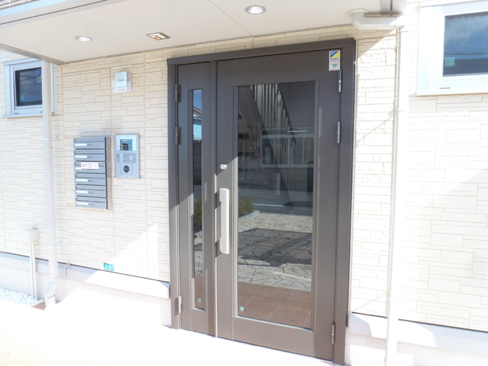 17/18 エントランス