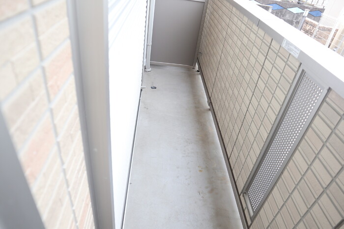 13/30 バルコニー