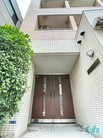 2/3 エントランス