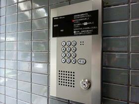 15/15 エントランス