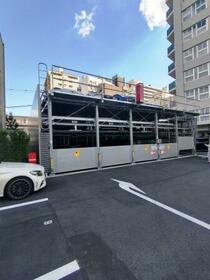 16/16 駐車場
