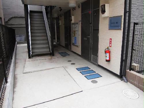 2/3 エントランス