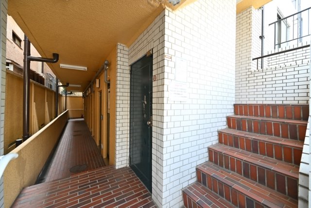 3/4 エントランス