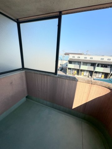 13/21 バルコニー