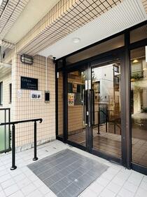 4/4 エントランス