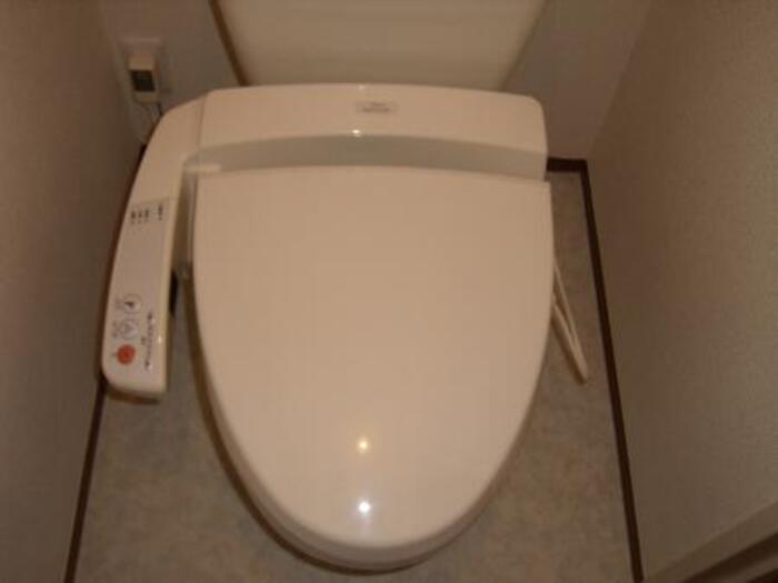 3/8 トイレ