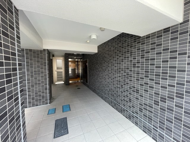 21/24 エントランス