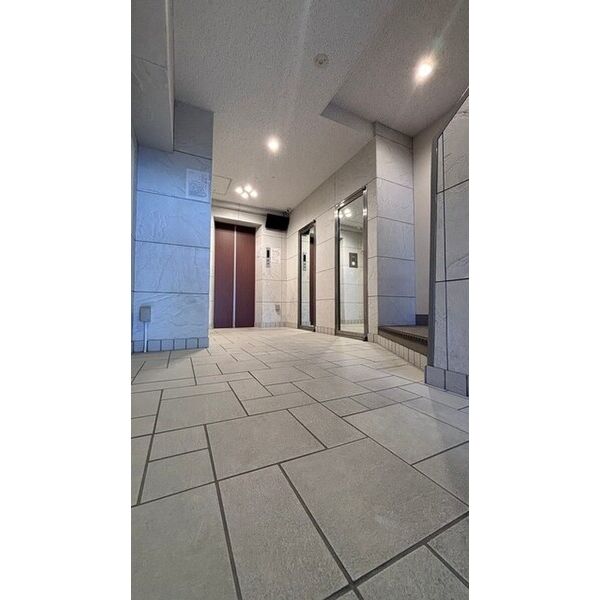 4/5 エントランス