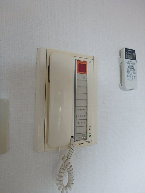 2/3 エントランス