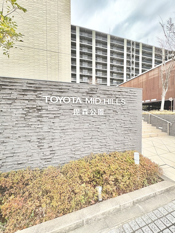 15/16 エントランス