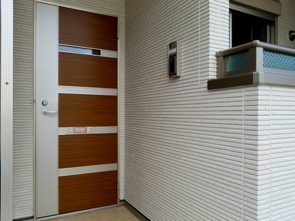 14/18 エントランス