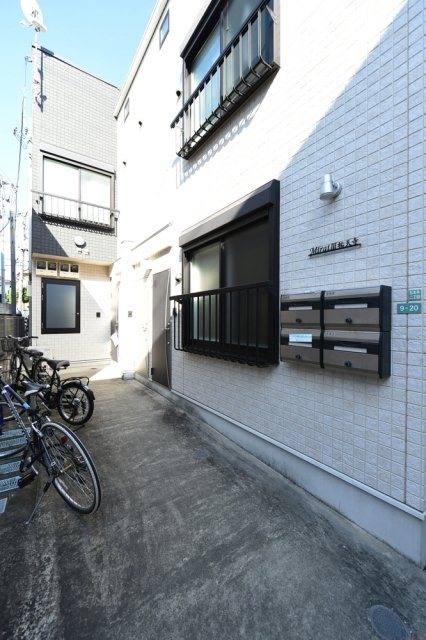 14/20 エントランス