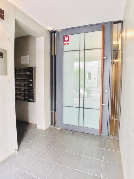 2/5 エントランス