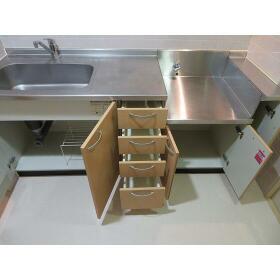 16/16 エントランス