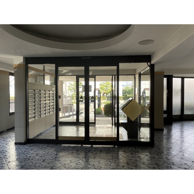 4/5 エントランス