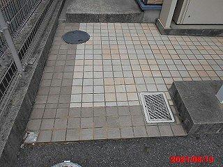 13/14 エントランス