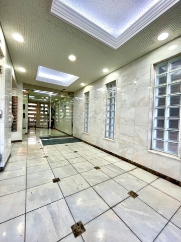 2/4 エントランス