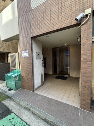 3/4 エントランス