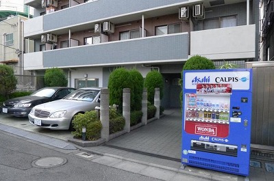 8/8 エントランス