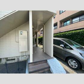 5/5 エントランス