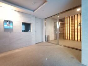 3/3 エントランス