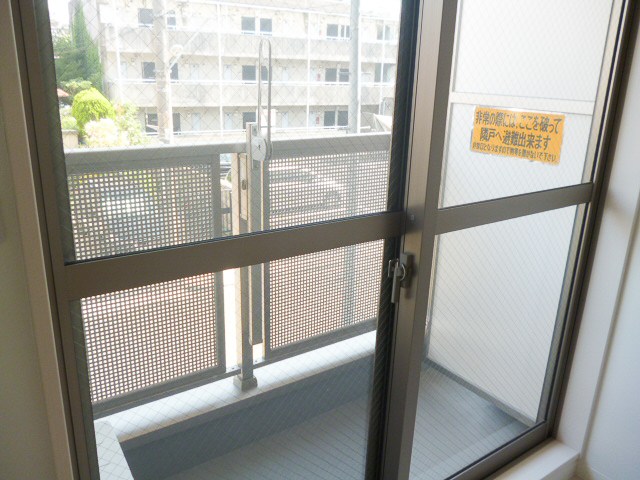 14/28 バルコニー