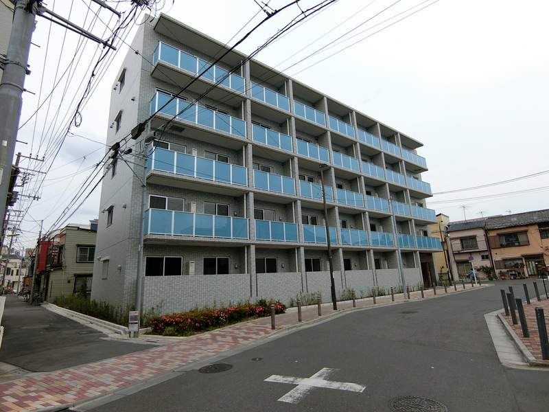 ヴァレッシア曳舟アンベリールの外観