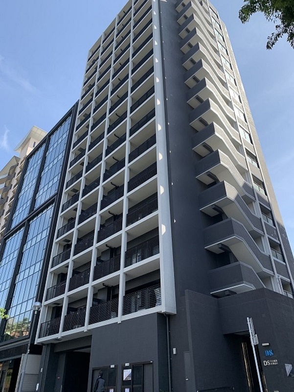 ＤＳタワー大博通りの外観