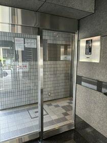 4/4 エントランス