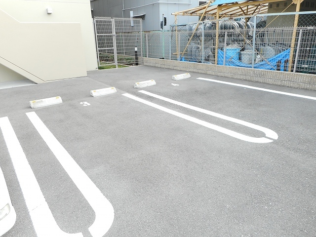 14/24 駐車場
