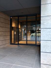 2/2 エントランス