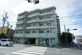 ホリホックイン和田の間取り