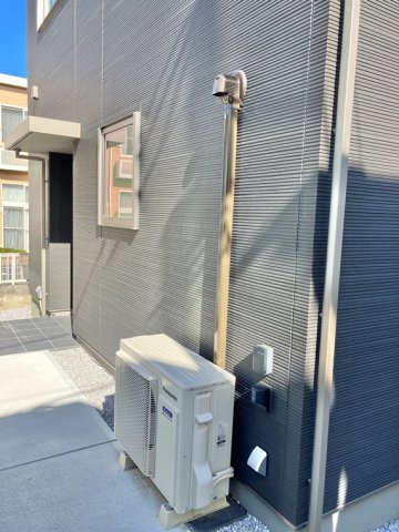 18/19 エントランス