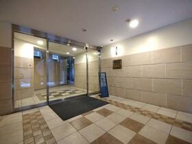 14/14 エントランス