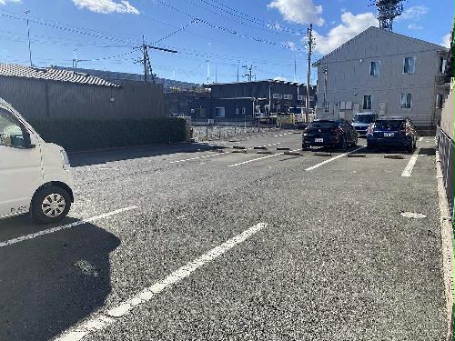 14/20 駐車場