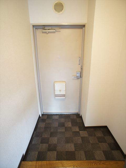 13/24 玄関