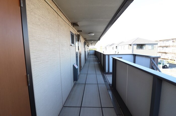 16/26 エントランス