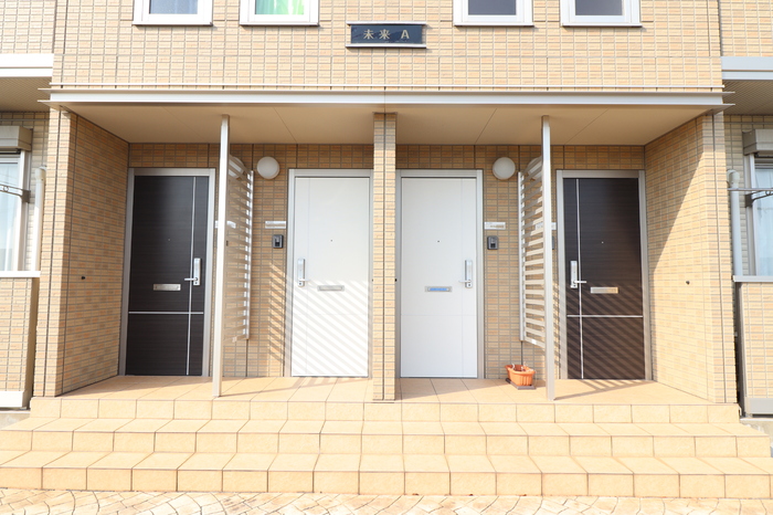 18/20 エントランス