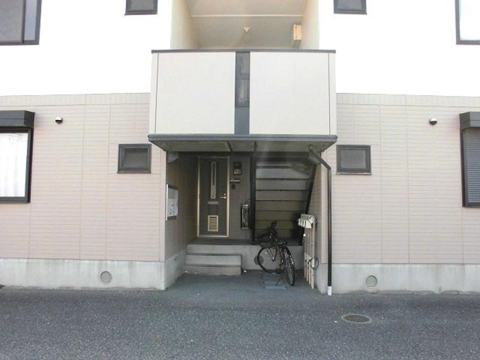 3/3 エントランス