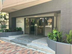 14/14 エントランス